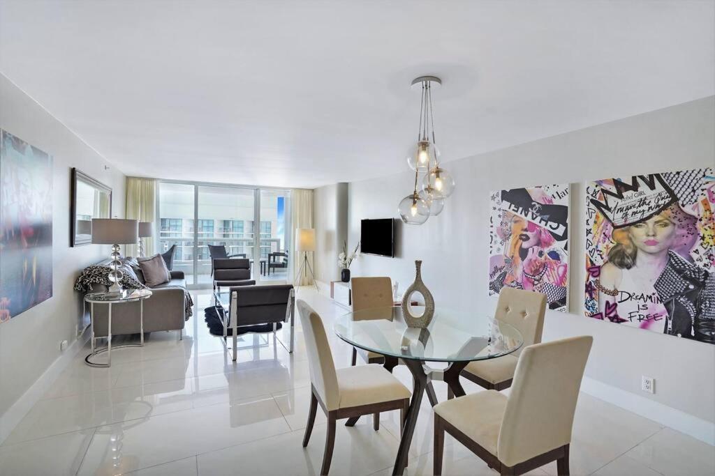 Dreamscape! Renovated And Spacious 1 Bedroom Appartamento *