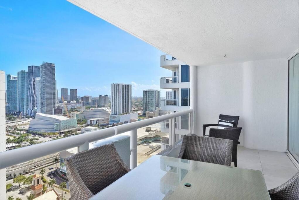 Apartment Dreamscape! Renovated And Spacious 1 Bedroom