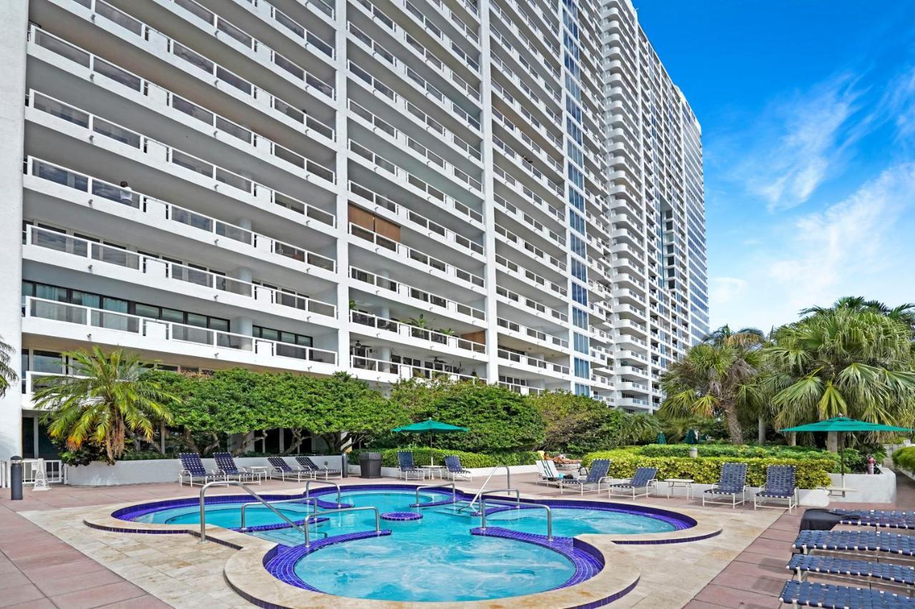 Dreamscape! Renovated And Spacious 1 Bedroom Miami