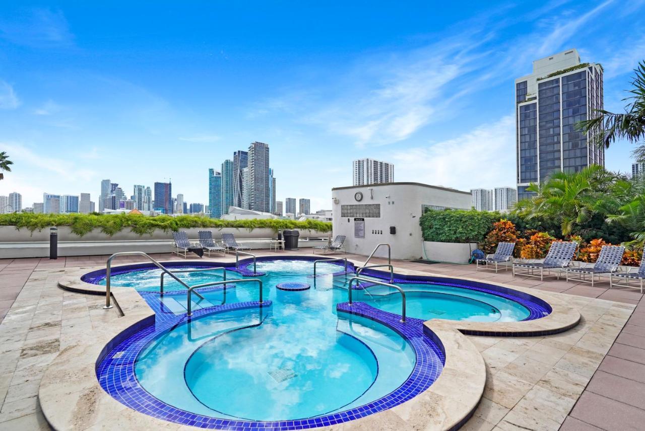 Dreamscape! Renovated And Spacious 1 Bedroom Apartment Miami