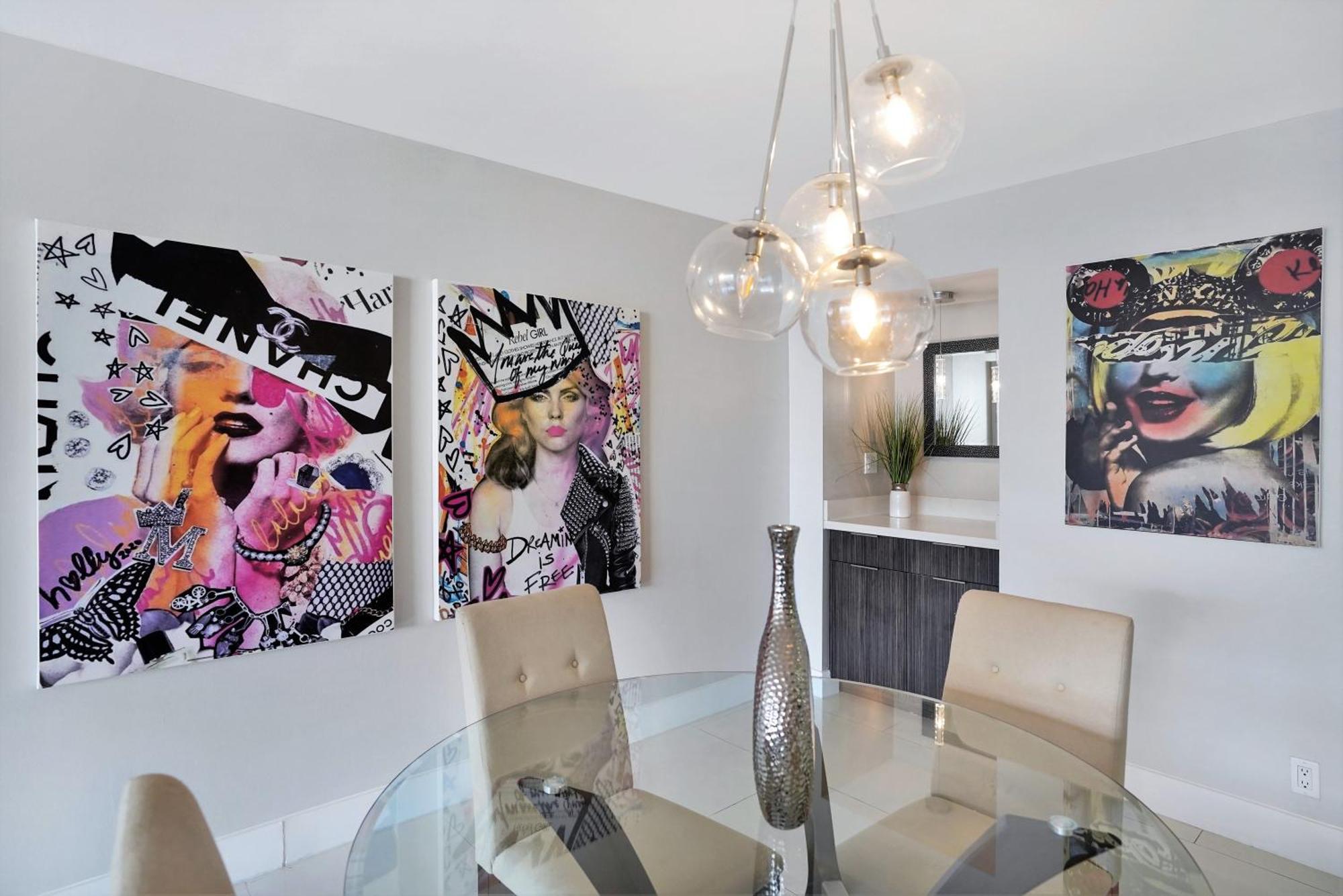 Dreamscape! Renovated And Spacious 1 Bedroom Apartment